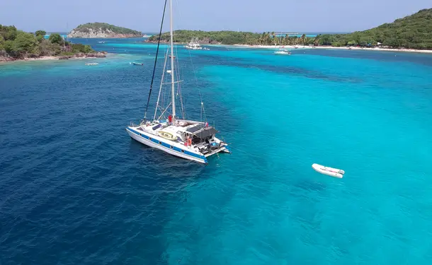 Journée catamaran en petit comité avec les tortues