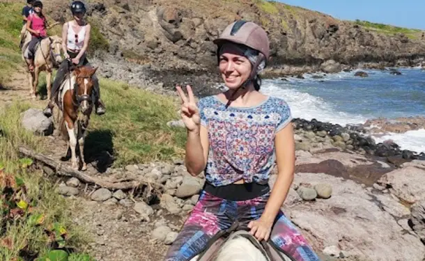 Balade à cheval le long de la côte littorale de l'anse Macabou