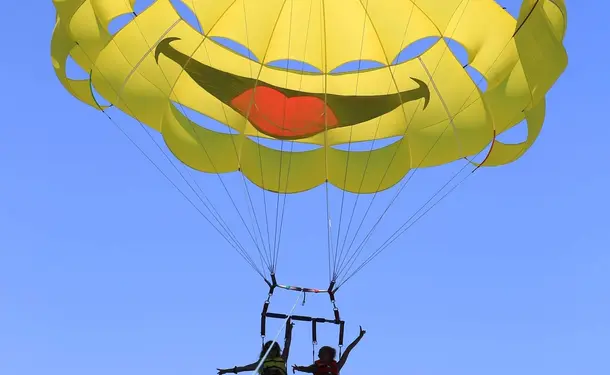 Parachute ascensionnel à fortes sensations