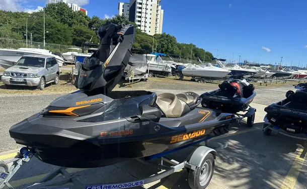 Jet-ski rental in Martinique