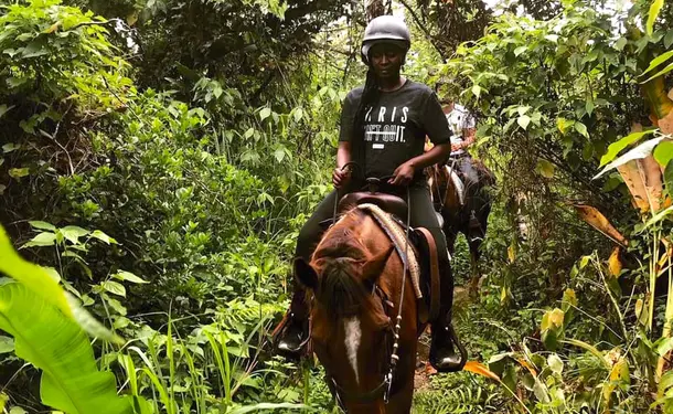 Discovery horse ride in Goyave