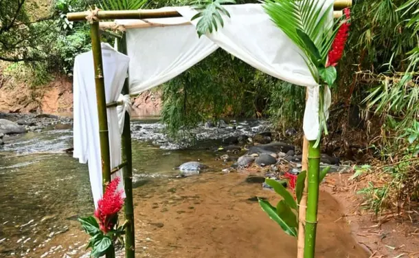 Spa éphémère en pleine nature tropicale (duo)
