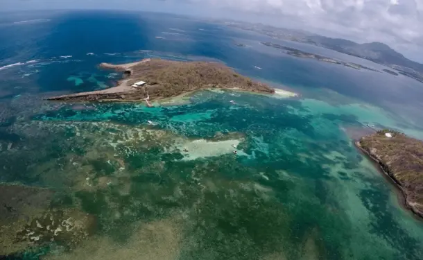 Survolez la Martinique à bord d'un autogire (30mins)