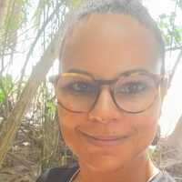 <span class="translation_missing" title="translation missing: fr.pages.partials.home_percs_hosts.photo_of_host, host_name: Anne">Photo Of Host</span>