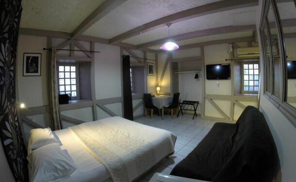 Carib Hotel