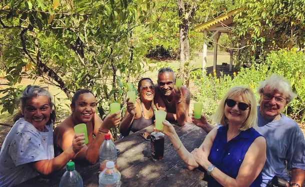 Immersion in the mangrove of Génipa