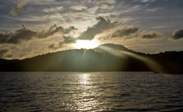 Balade en bateau à la baignoire de Joséphine