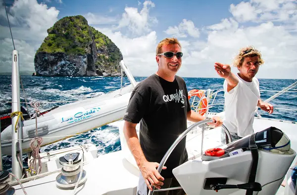 Catamaran getaway at the foot of Rocher du Diamant