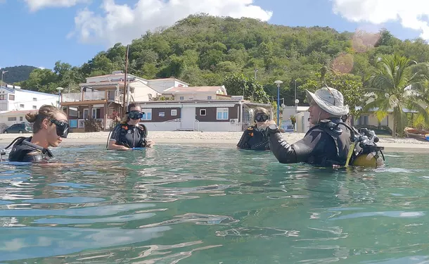 Baptême de plongée en mer des caraïbes
