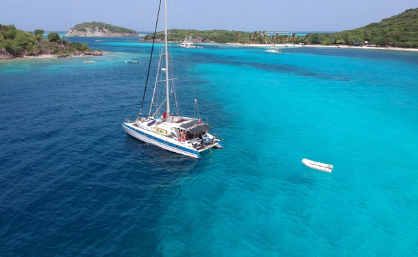 Journée catamaran en petit comité avec les tortues