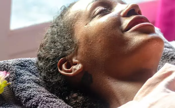 Massage du visage japonais (Kobido)