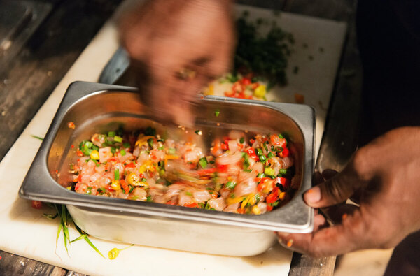 Learn how to cook a vegetarian "lokal" menu