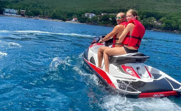 Jet-ski : Virée inoubliable aux pieds du Rocher du Diamant