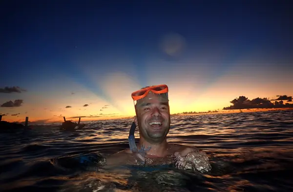 Aventure aquatique découvrez le snorkeling sous les étoiles