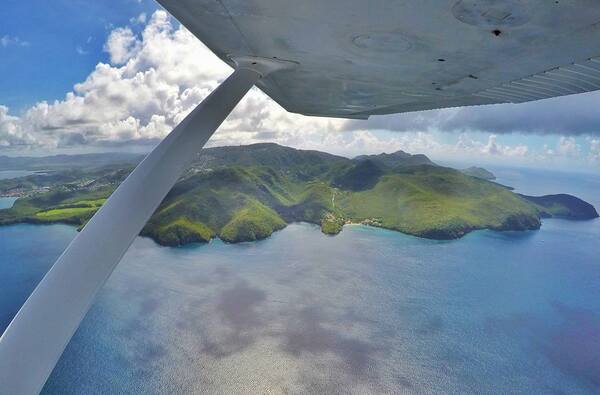La Martinique vue du ciel aux commandes d'un avion