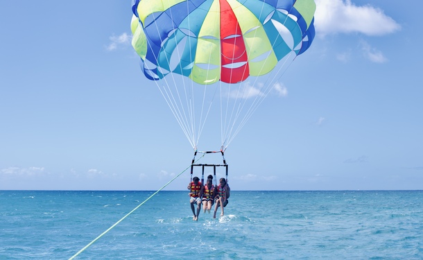 Parachute ascensionnel à fortes sensations
