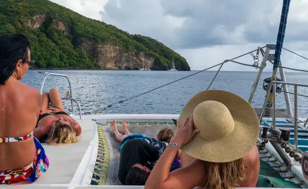Afternoon catamaran in the south of the island