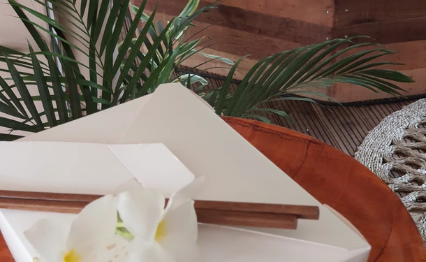 The relaxing Tropical lunch