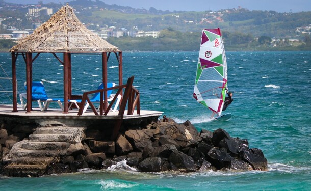 Windsurf  (Planche à voile) dans le sud de la Martinique